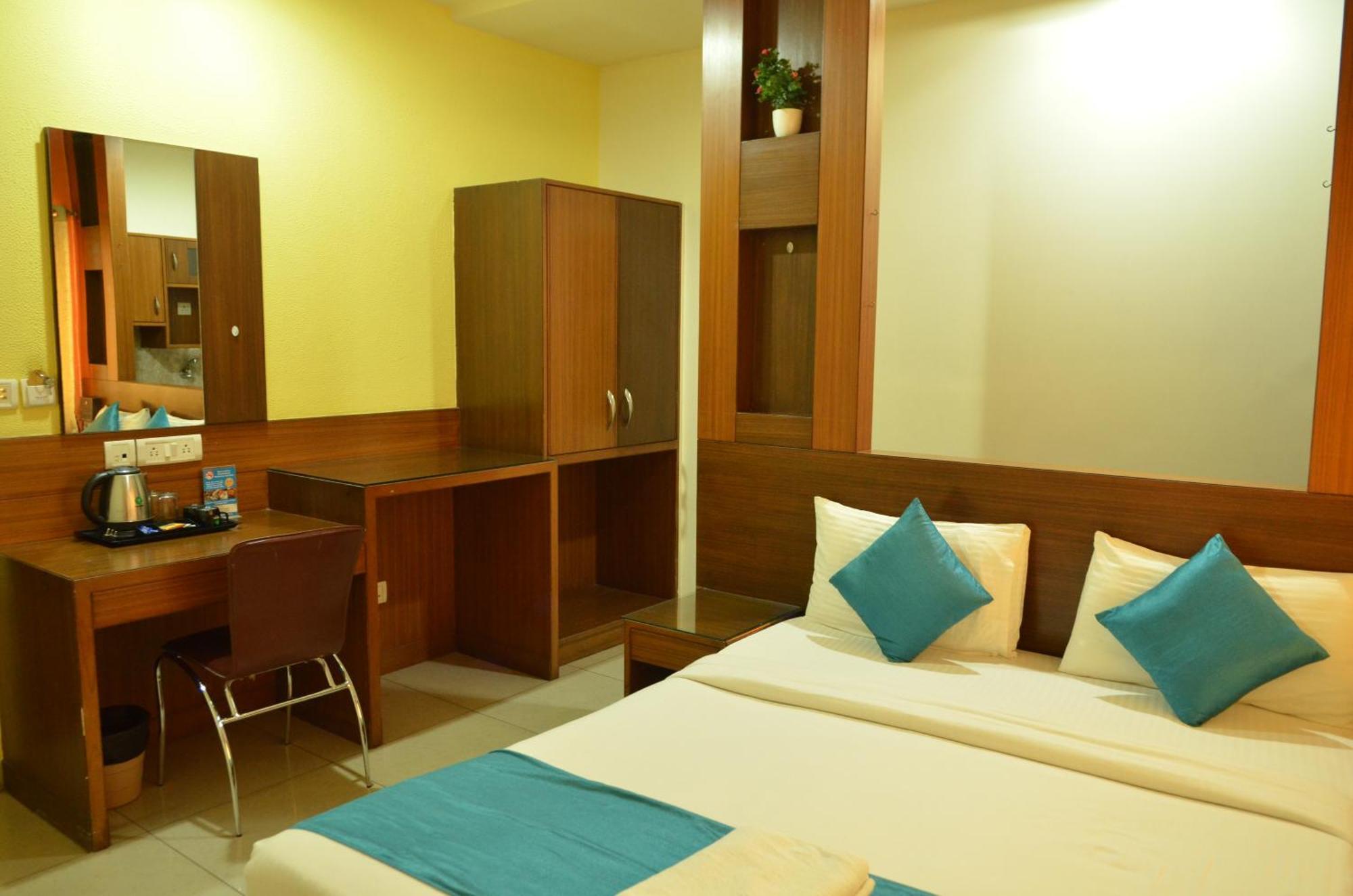 Cubbon Suites - 10 Minute Walk To Mg Road, Mg Road Metro And Church Street Бангалор Экстерьер фото